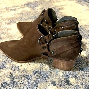 Carlos santana bootie shoes